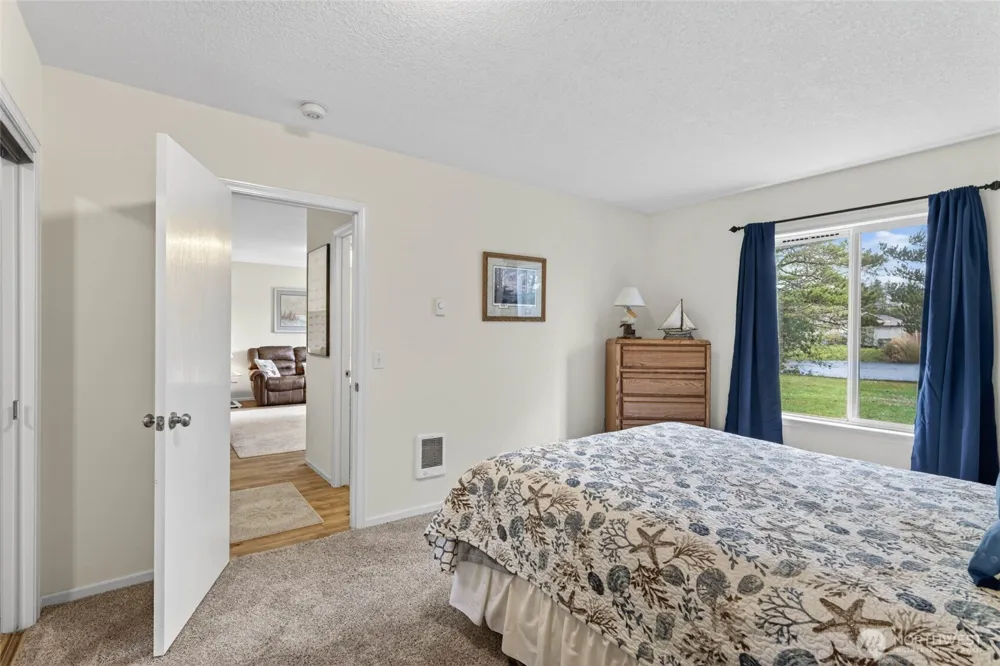 35406 G STREET Ocean Park, WA 98640