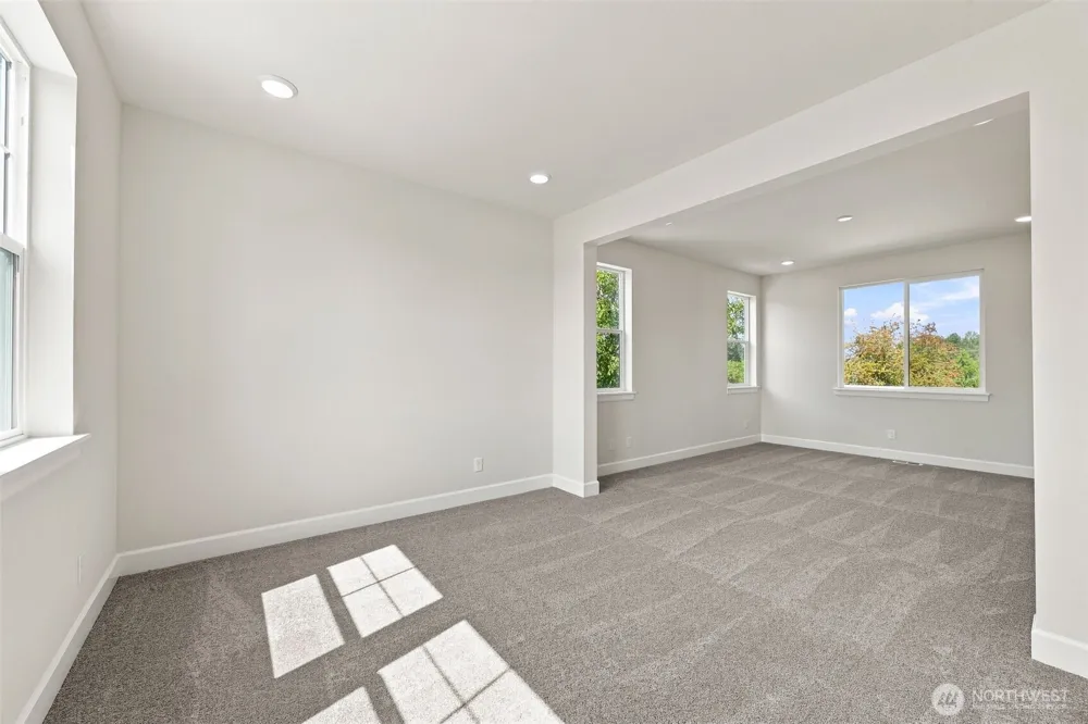 2220 Oak Court #1 Milton, WA 98354