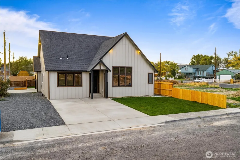 315 Buttercup Street Soap Lake, WA 98851