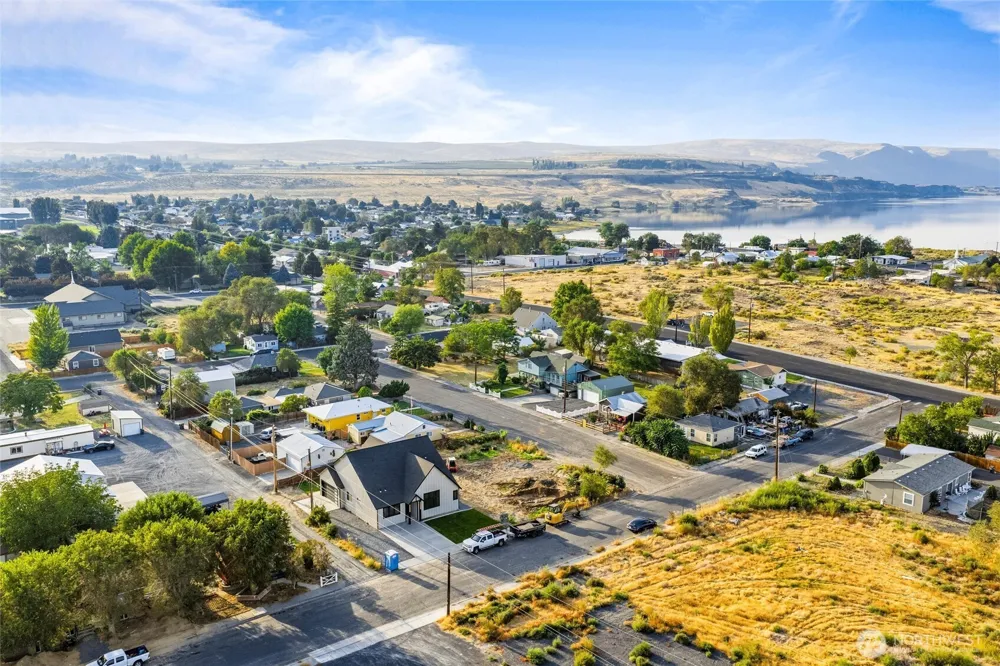 315 Buttercup Street Soap Lake, WA 98851