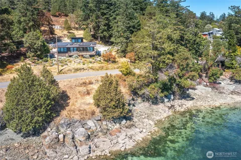 1022 & 1024 Deer Harbor Road
