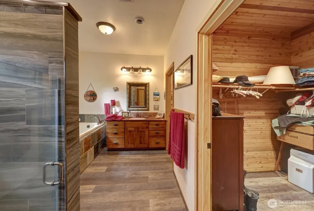 16820 Sandridge Road Long Beach, WA 98640