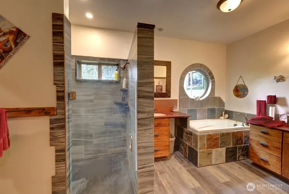 16820 Sandridge Road Long Beach, WA 98640