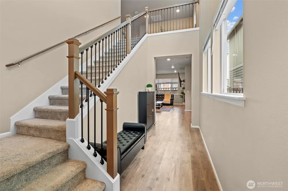 32803 Stuart Avenue SE Black Diamond, WA 98010