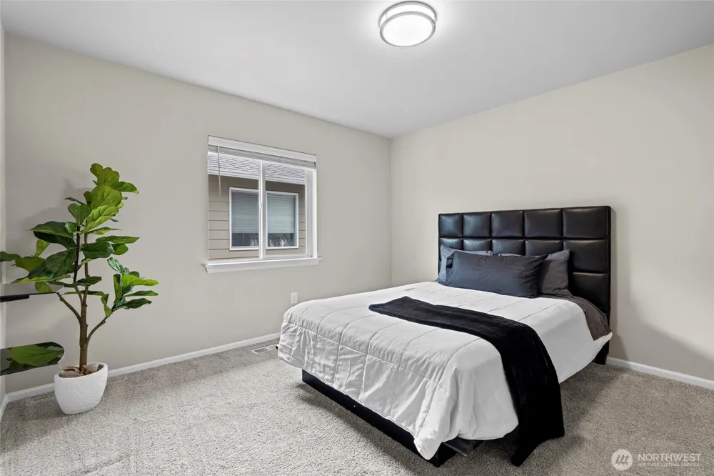 32803 Stuart Avenue SE Black Diamond, WA 98010