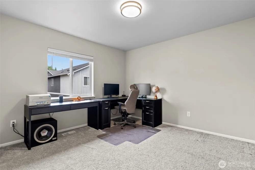 32803 Stuart Avenue SE Black Diamond, WA 98010