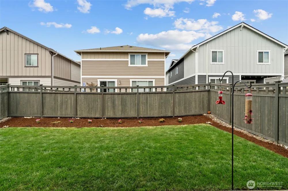 32803 Stuart Avenue SE Black Diamond, WA 98010