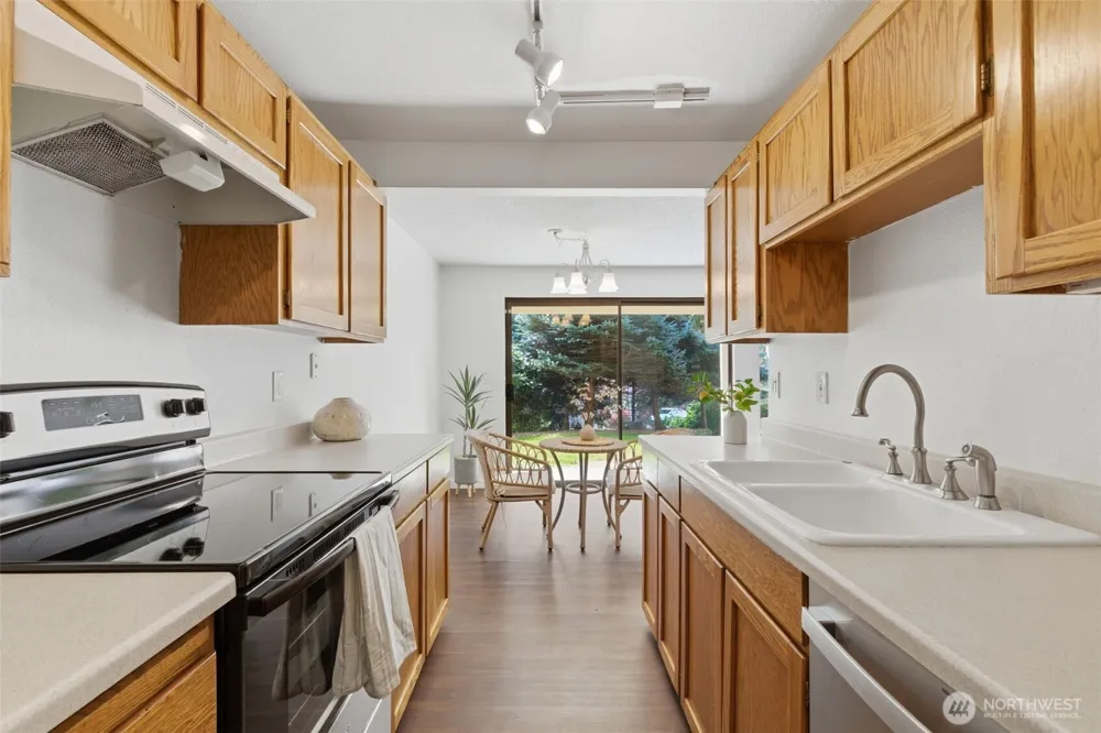 26425 Pennsylvania Avenue NE #4 Kingston, WA 98346