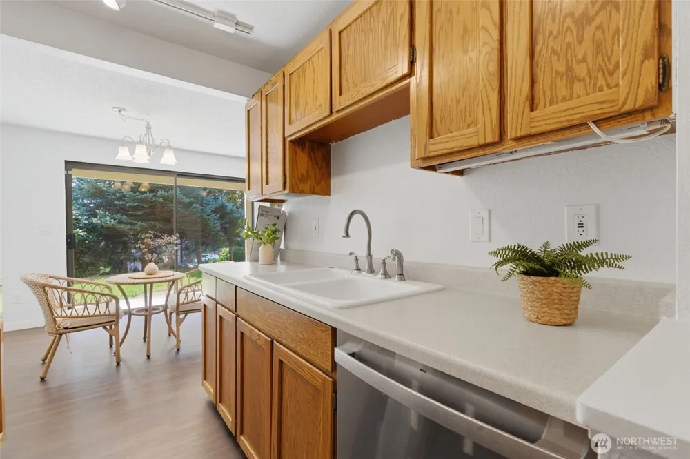 26425 Pennsylvania Avenue NE #4 Kingston, WA 98346