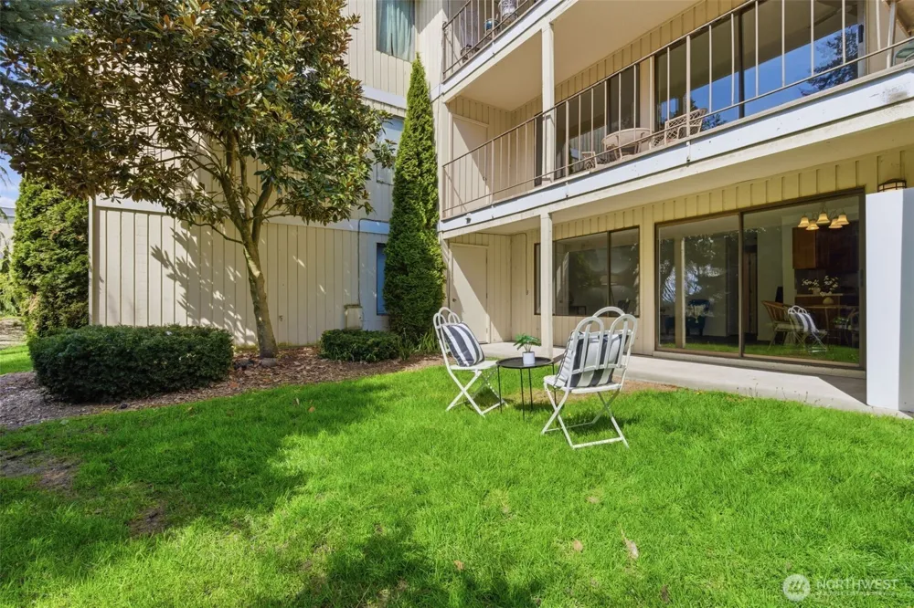 26425 Pennsylvania Avenue NE #4 Kingston, WA 98346