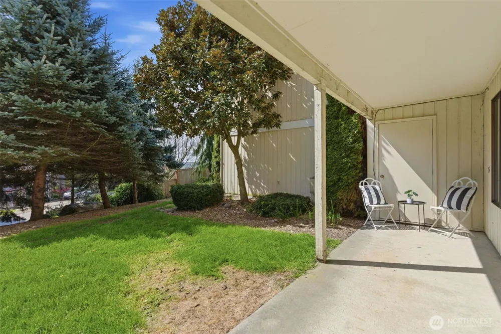 26425 Pennsylvania Avenue NE #4 Kingston, WA 98346