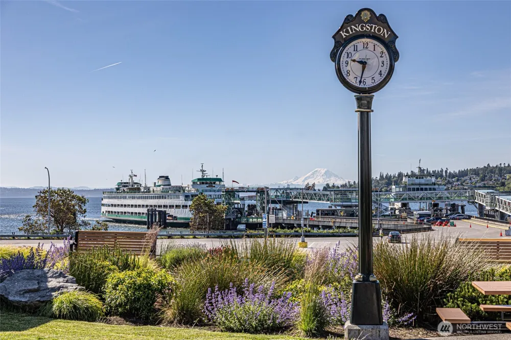 26425 Pennsylvania Avenue NE #4 Kingston, WA 98346