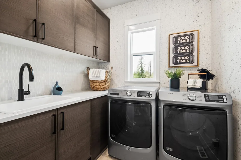 8525 Summit Avenue SE #10 Snoqualmie, WA 98065