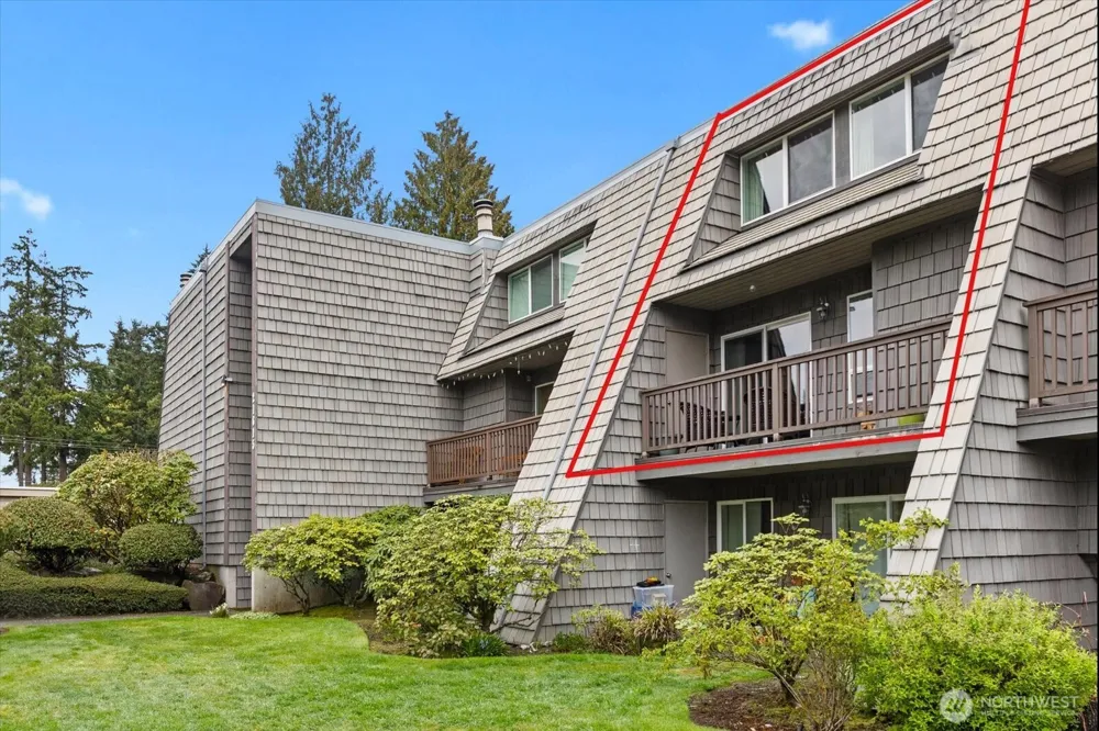 21615 80th Avenue W #215 Edmonds, WA 98026