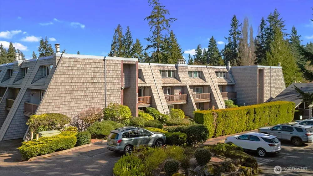 21615 80th Avenue W #215 Edmonds, WA 98026