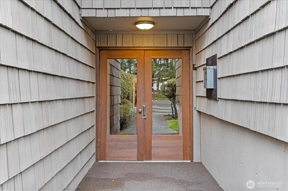 21615 80th Avenue W #215 Edmonds, WA 98026