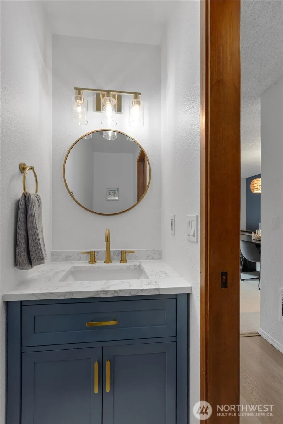 21615 80th Avenue W #215 Edmonds, WA 98026