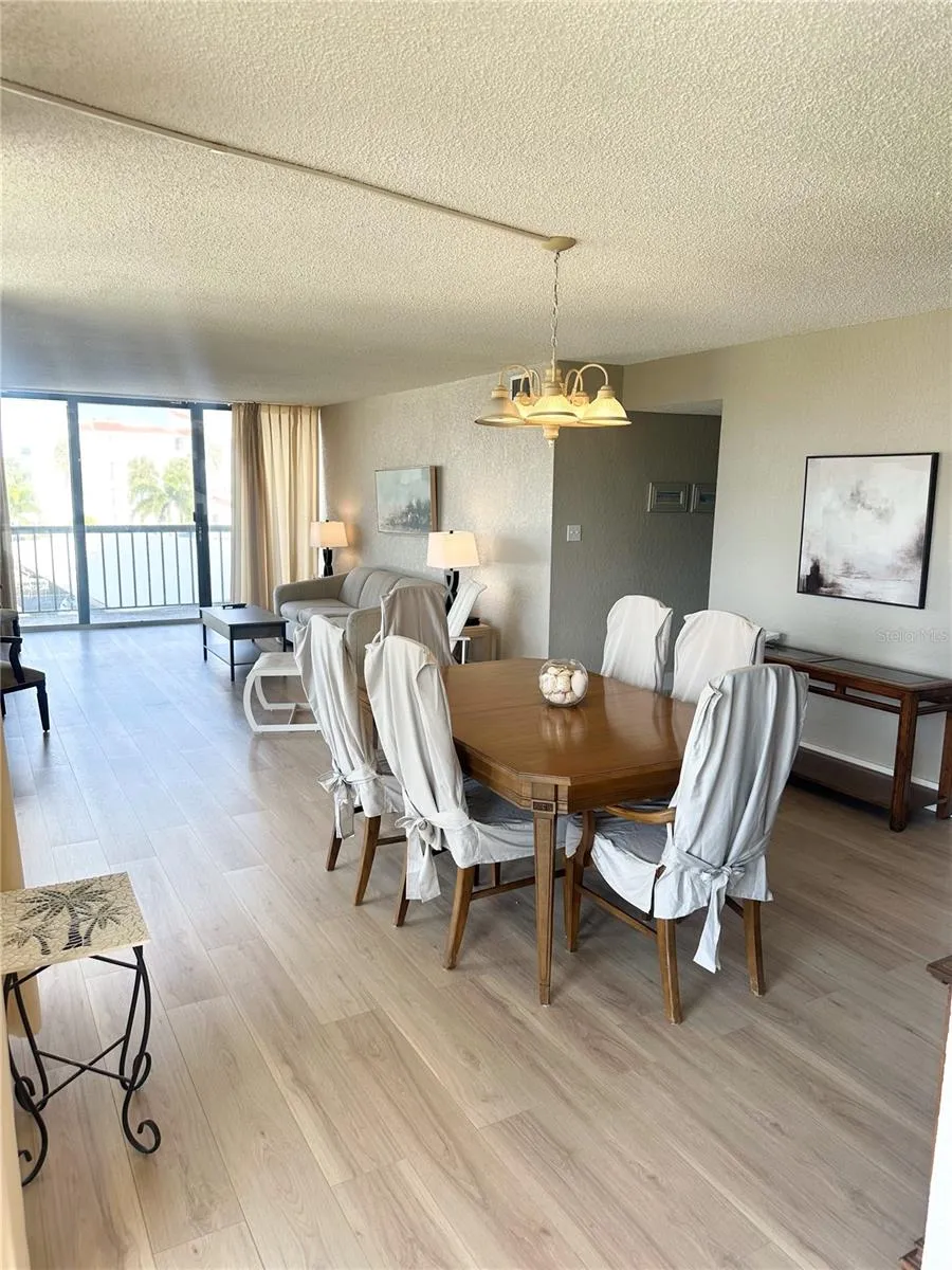 400 ISLAND WAY #206 Clearwater Beach, FL 33767