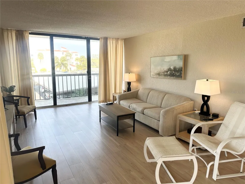 400 ISLAND WAY #206 Clearwater Beach, FL 33767