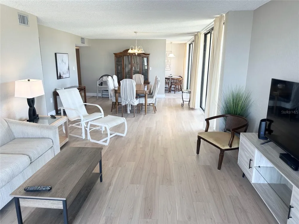 400 ISLAND WAY #206 Clearwater Beach, FL 33767