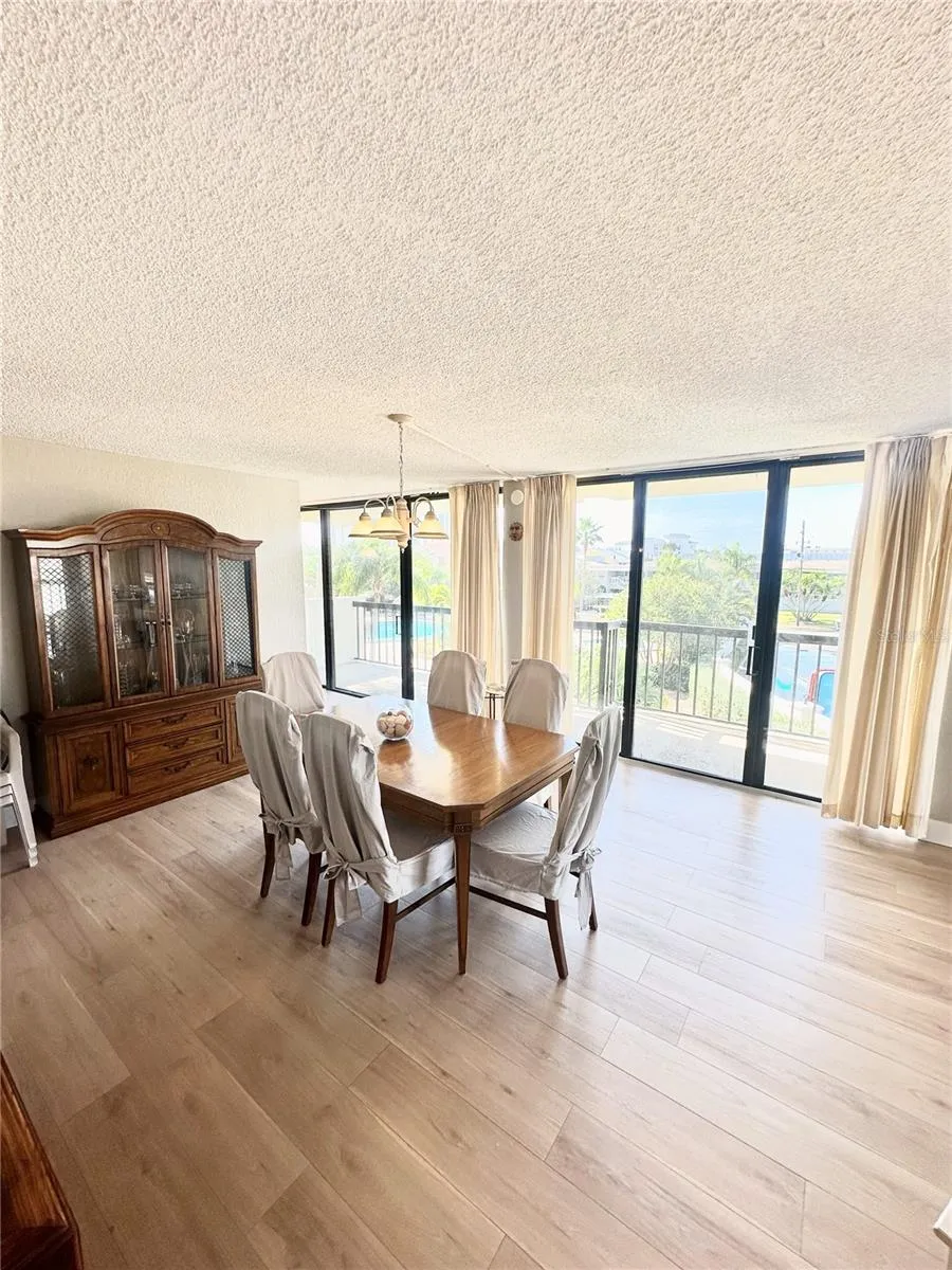 400 ISLAND WAY #206 Clearwater Beach, FL 33767
