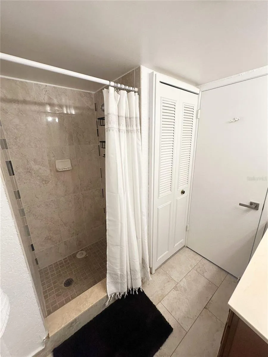 400 ISLAND WAY #206 Clearwater Beach, FL 33767