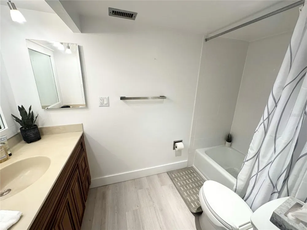 400 ISLAND WAY #206 Clearwater Beach, FL 33767