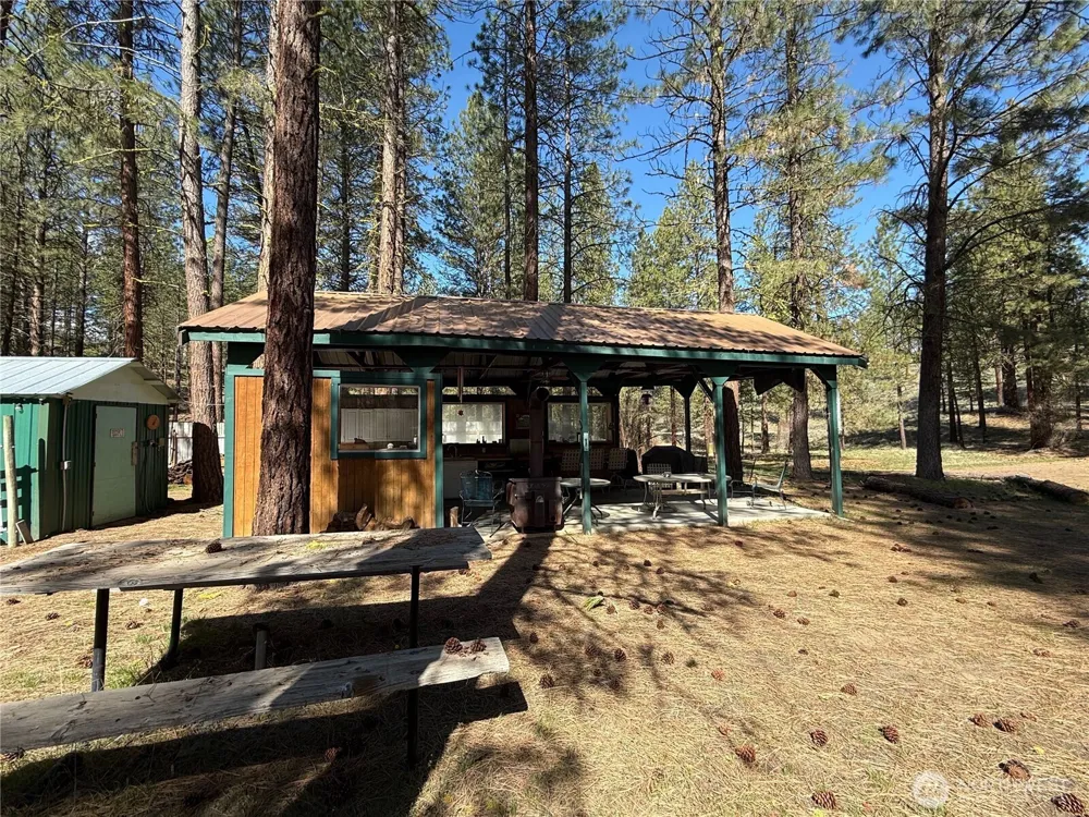 87 Larkspur Drive Winthrop, WA 98862