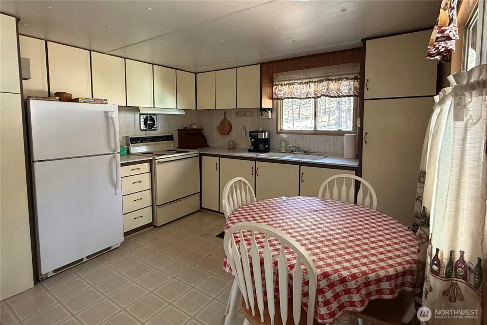87 Larkspur Drive Winthrop, WA 98862