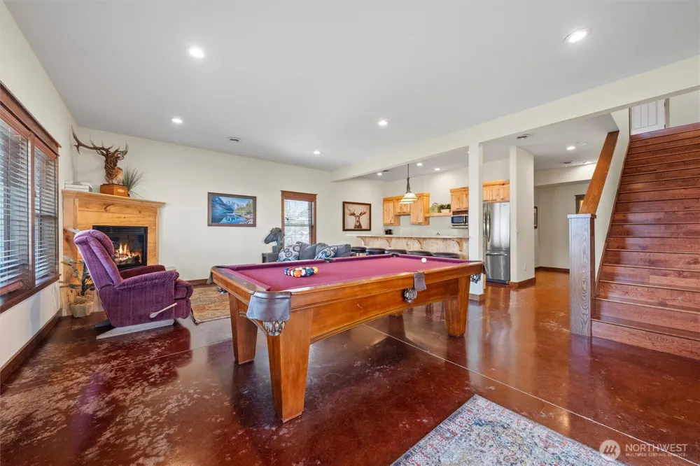 25725 Lincoln Hill Pl E Creston, WA 99147