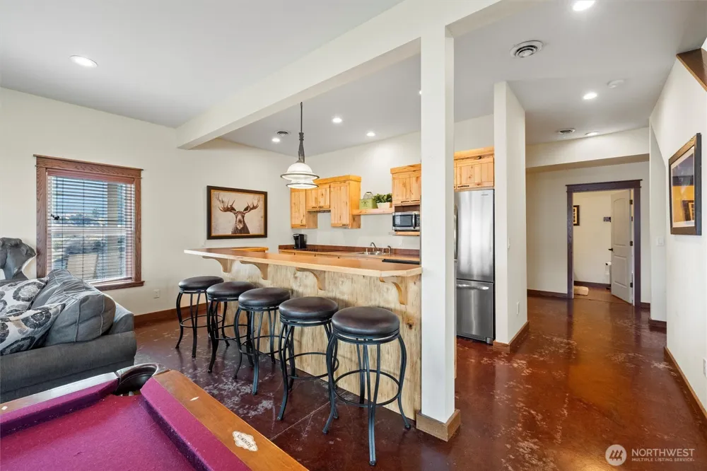 25725 Lincoln Hill Pl E Creston, WA 99147