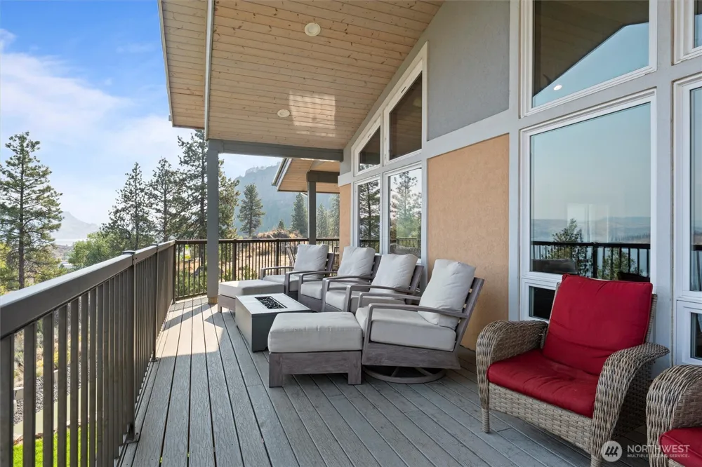 25725 Lincoln Hill Pl E Creston, WA 99147