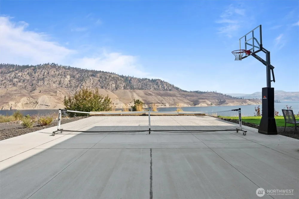 25725 Lincoln Hill Pl E Creston, WA 99147