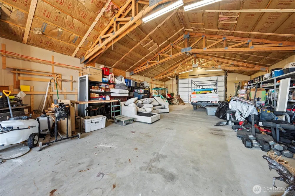25725 Lincoln Hill Pl E Creston, WA 99147