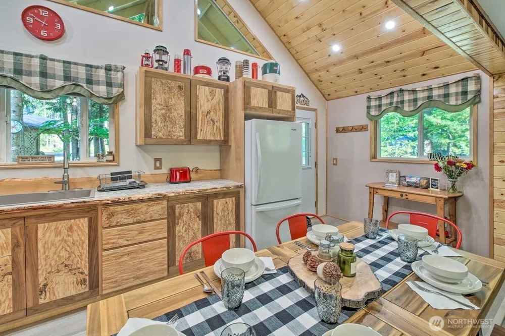 124 Aspen Lane Packwood, WA 98361
