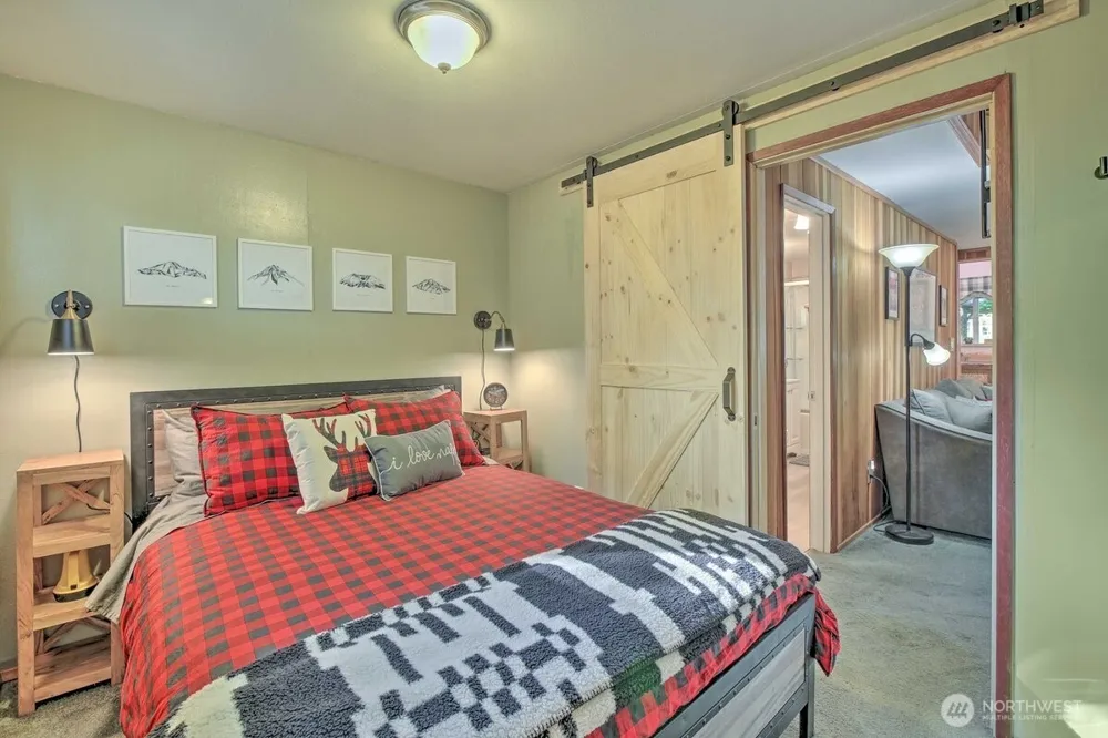 124 Aspen Lane Packwood, WA 98361