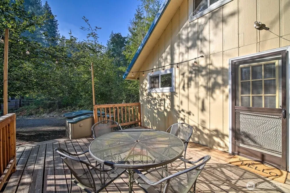 124 Aspen Lane Packwood, WA 98361