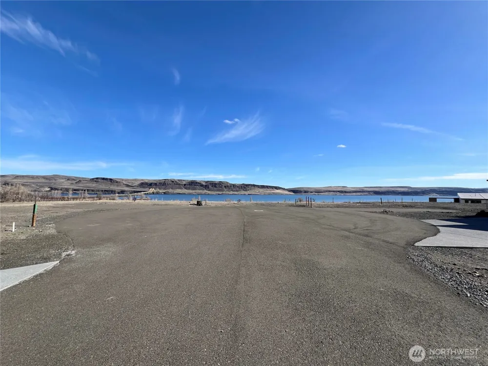 60 King Salmon Court Vantage, WA 98950