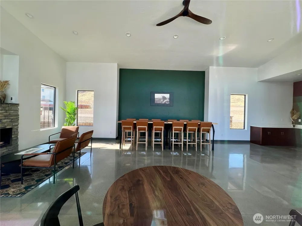 60 King Salmon Court Vantage, WA 98950