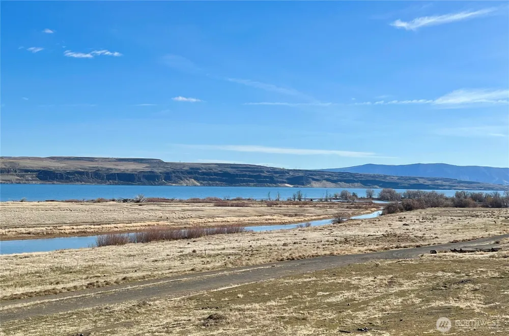 60 King Salmon Court Vantage, WA 98950