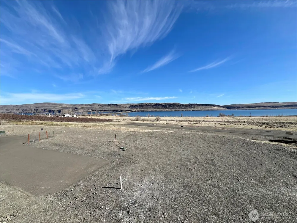 60 King Salmon Court Vantage, WA 98950