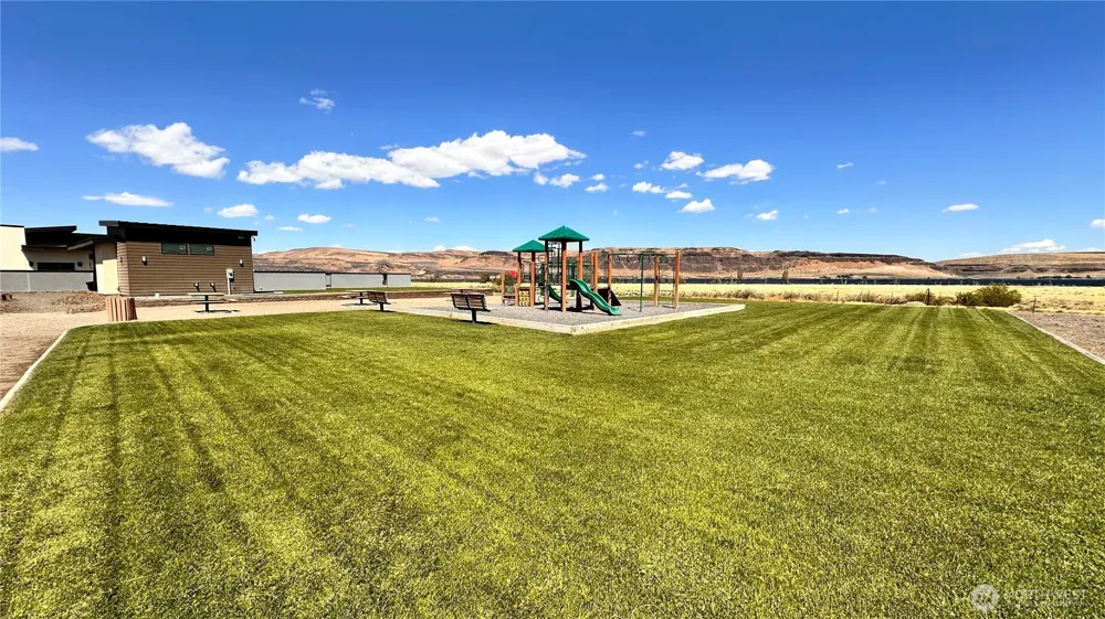 60 King Salmon Court Vantage, WA 98950