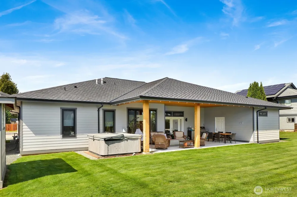 8802 Line Road Lynden, WA 98264