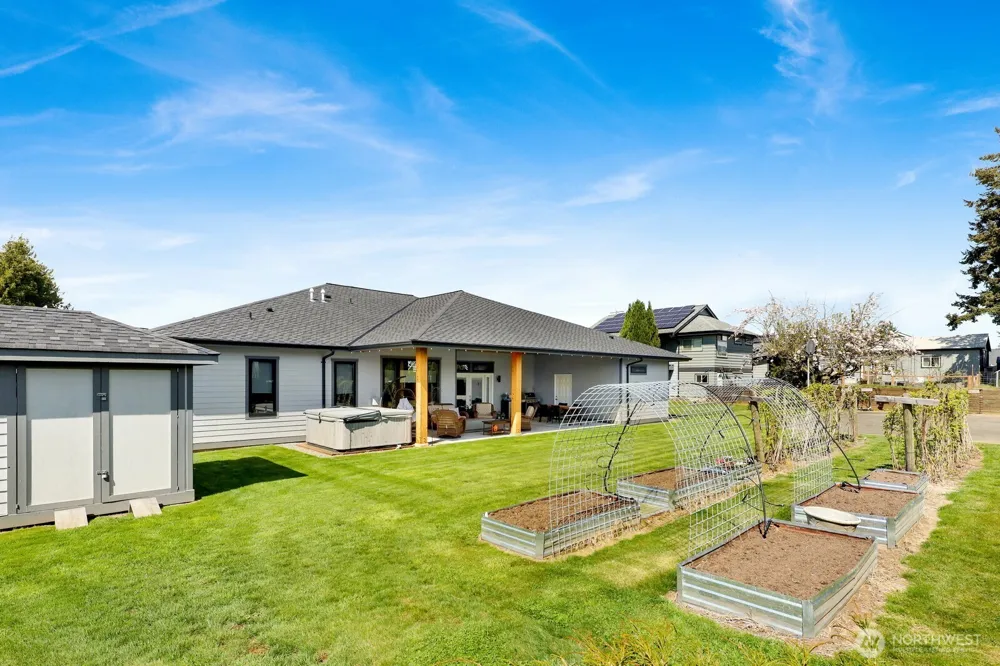 8802 Line Road Lynden, WA 98264