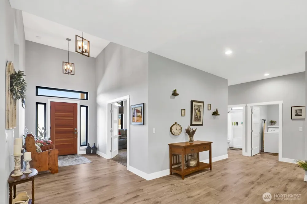 8802 Line Road Lynden, WA 98264