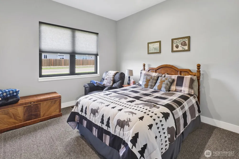 8802 Line Road Lynden, WA 98264