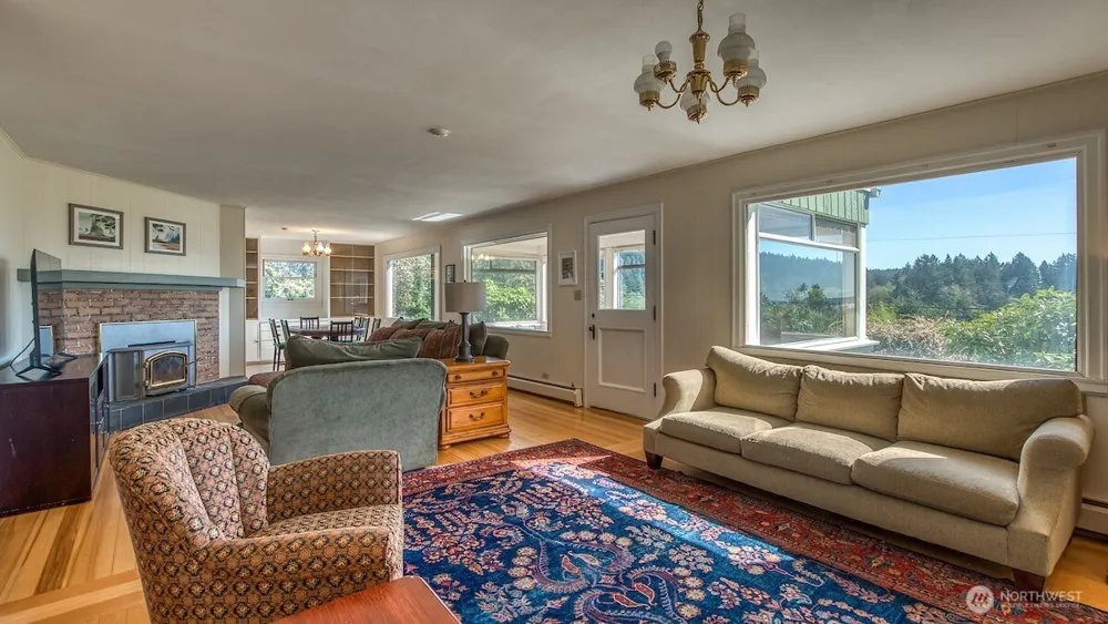 445 Point Lawrence Road Orcas Island, WA 98245
