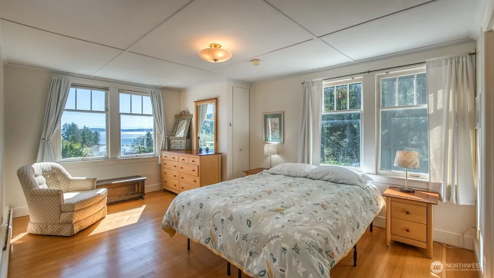 445 Point Lawrence Road Orcas Island, WA 98245