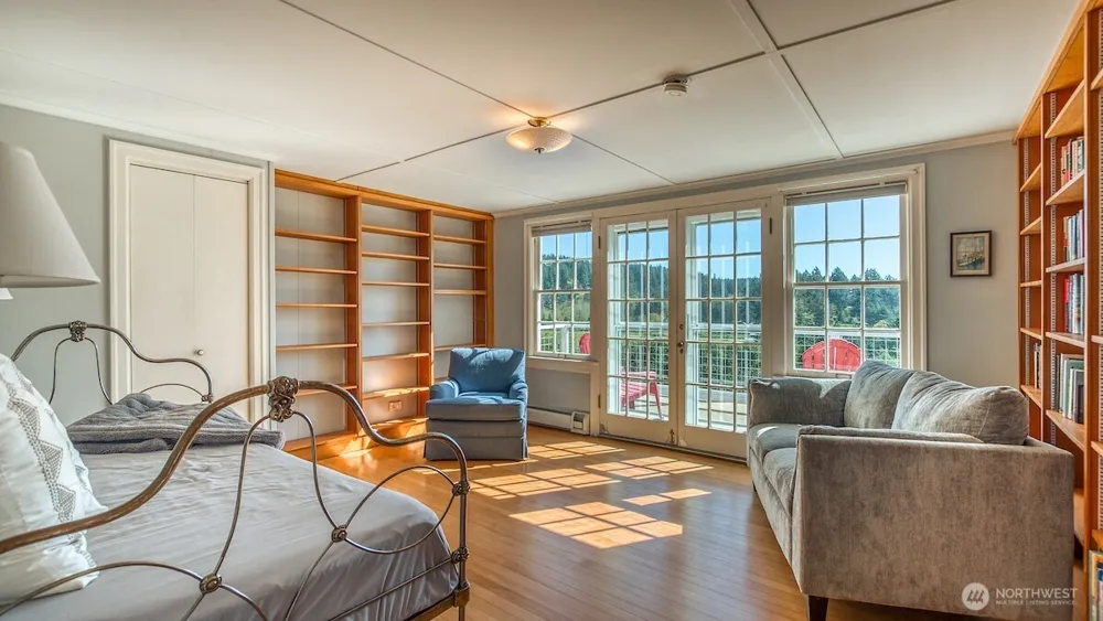 445 Point Lawrence Road Orcas Island, WA 98245