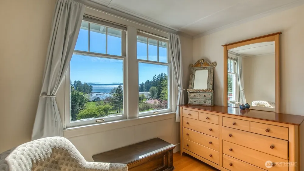 445 Point Lawrence Road Orcas Island, WA 98245